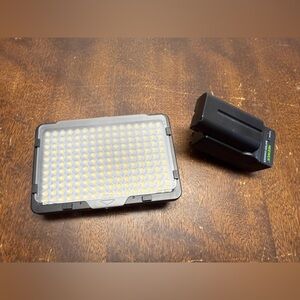 Newer PT-176 LED Video / Photo Light kit w/ LED Video Light, Battery & Charger